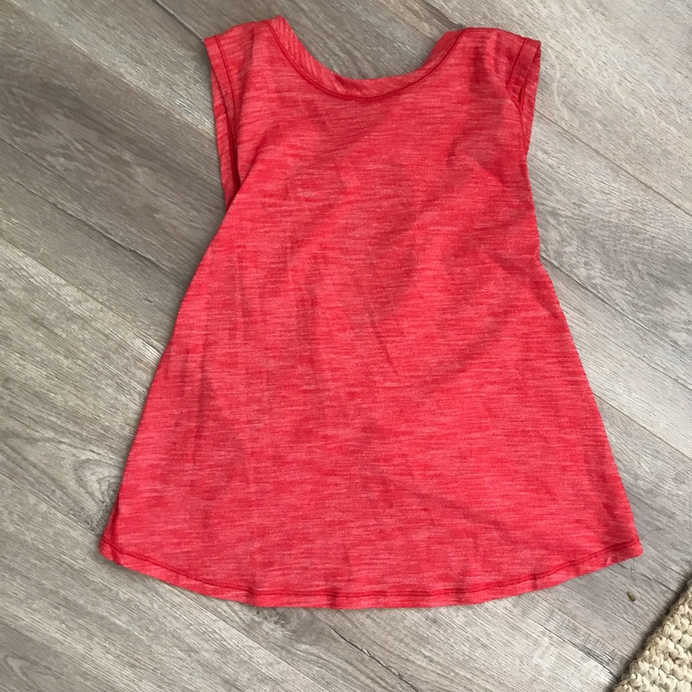 Lululemon top! With open back!